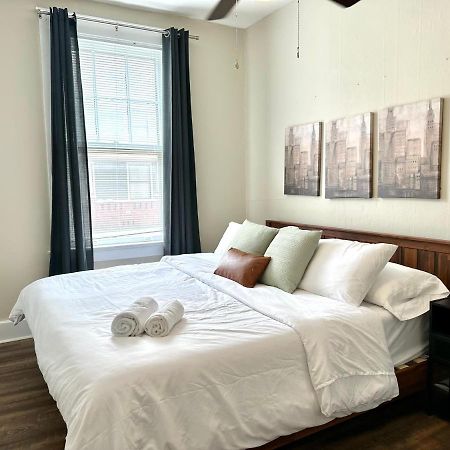 The Harrison Apartments Эвансвилл Экстерьер фото